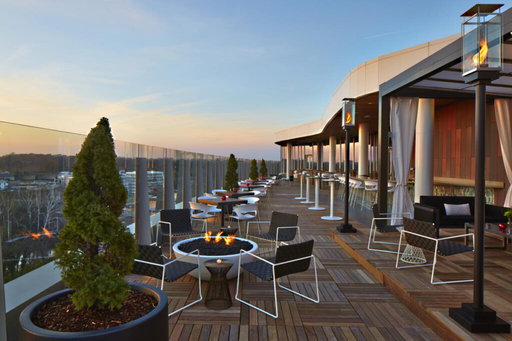 10 Best Rooftop Restaurants and Bars in Columbus, Ohio for Views and Drinks