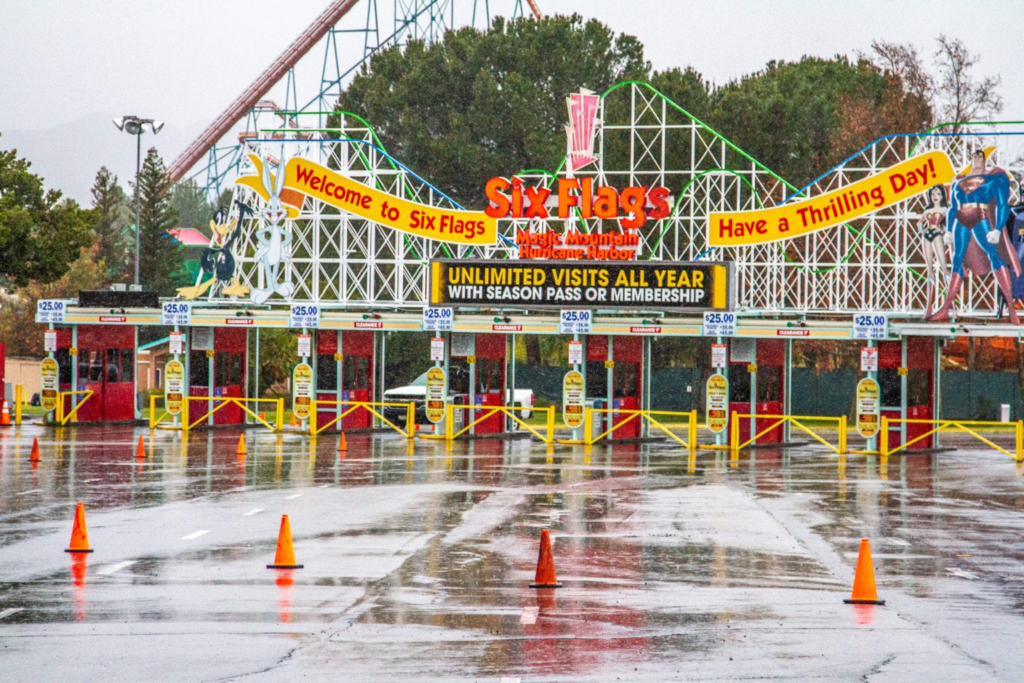 Spring rain closed Six Flags for the day.